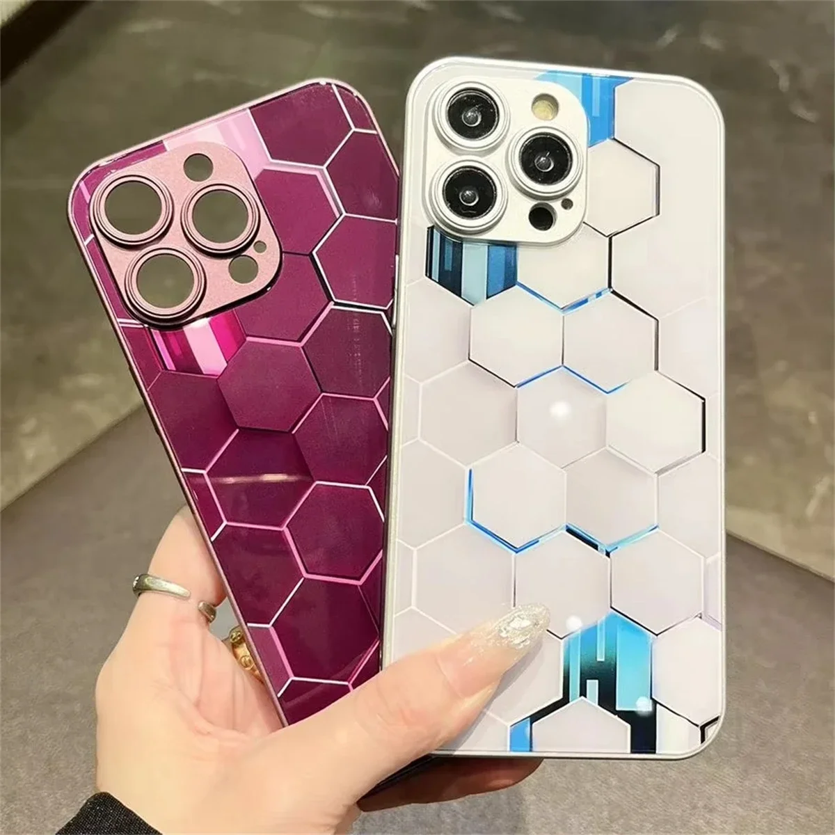 Luxury Metallic Paint Honeycomb Glass Back Case For iPhone 15 14 13 12 11 Pro Max Plus Camera Lens Protection Shockproof Cover
Luxury Metallic Paint Honeycomb Glass Back Case For iPhone 15 14 13 12 11 Pro Max Plus Camera Lens Protection Shockproof Cover