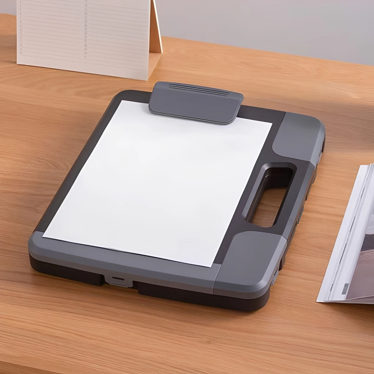 1PC portable clipboard with storage function, with handle for hanging side-opening folders, A4 size writing board for office use
1PC portable clipboard with storage function, with handle for hanging side-opening folders, A4 size writing board for office use