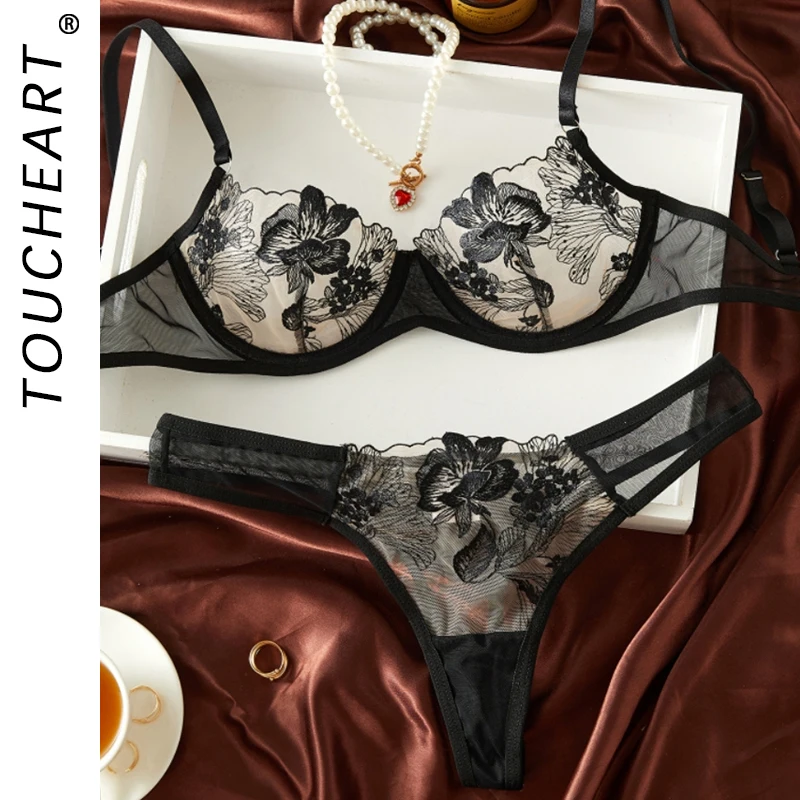 Toucheart Sexy Lace Lingerie Set For Women Mesh See-Through Embroidery Underwear Solid Color Lace Bra Thong Sexy Underwear Set
Toucheart Sexy Lace Lingerie Set For Women Mesh See-Through Embroidery Underwear Solid Color Lace Bra Thong Sexy Underwear Set
