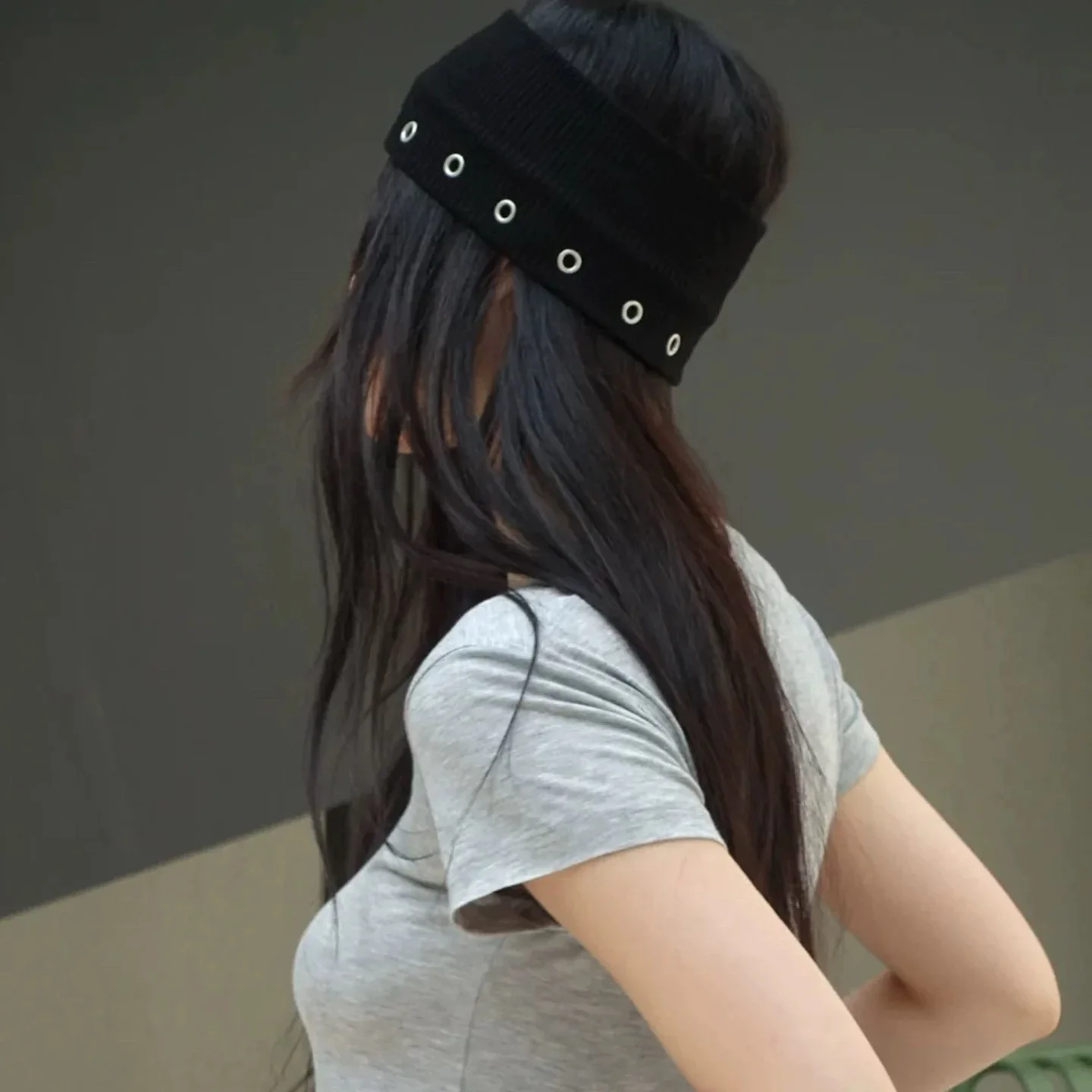 1Pc Fabric Hollow Headband Wide Elastic Casual Style Headwear Hair Accessory Women Fashion Stretchy Hairband for Running Cycling
1Pc Fabric Hollow Headband Wide Elastic Casual Style Headwear Hair Accessory Women Fashion Stretchy Hairband for Running Cycling