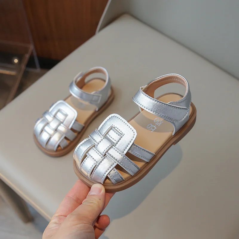 Children Soft Soled Non-slip Silver Sandals for Kids Girl Toddler Girls Cute Lightweight Black Braided Closed Toe Sandals
Children Soft Soled Non-slip Silver Sandals for Kids Girl Toddler Girls Cute Lightweight Black Braided Closed Toe Sandals