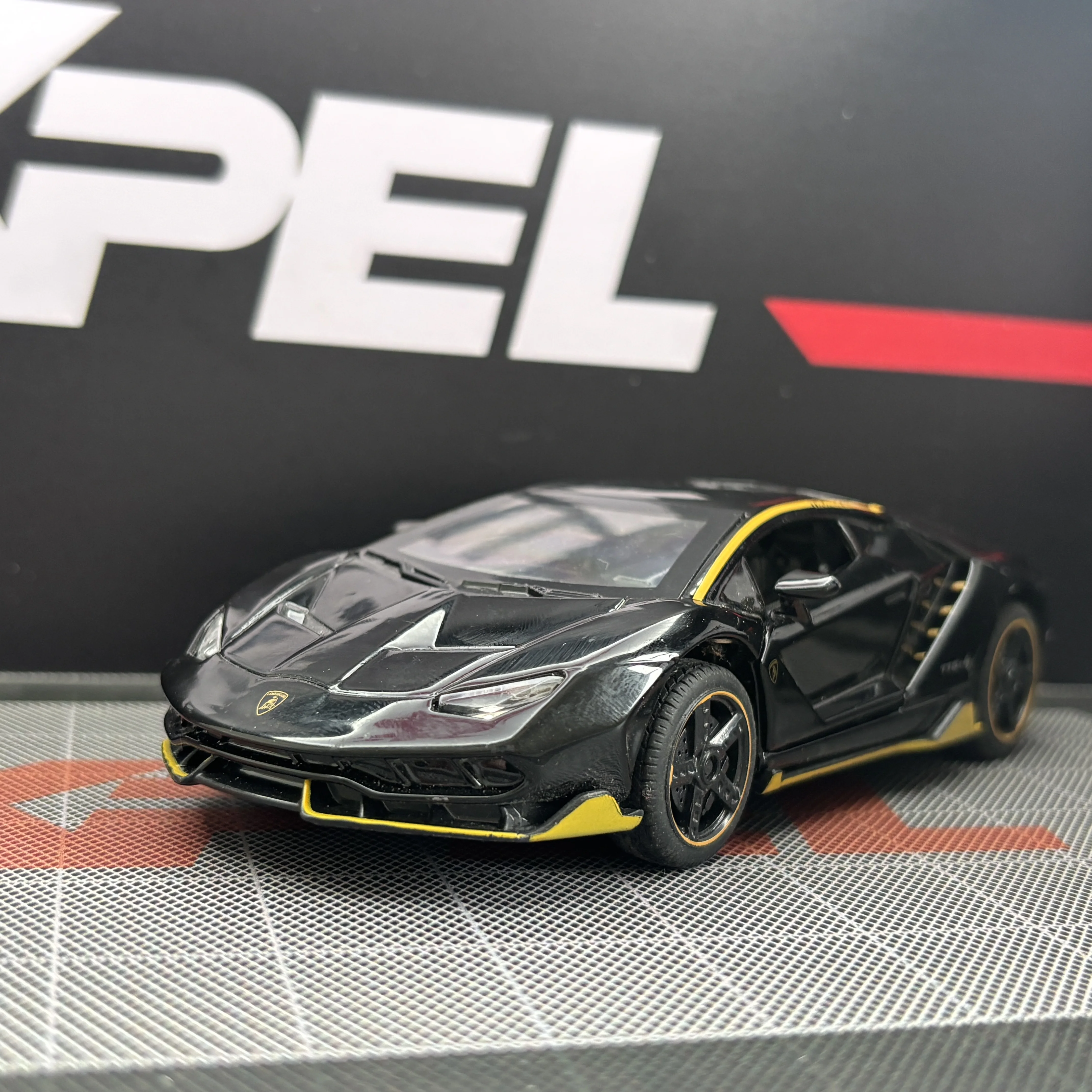 1:32 Lamborghini LP770 750 Alloy Sports Car Model Diecasts & Toy Vehicles Sound Light Super Racing Lifting Tail Pull Car Toy
1:32 Lamborghini LP770 750 Alloy Sports Car Model Diecasts & Toy Vehicles Sound Light Super Racing Lifting Tail Pull Car Toy