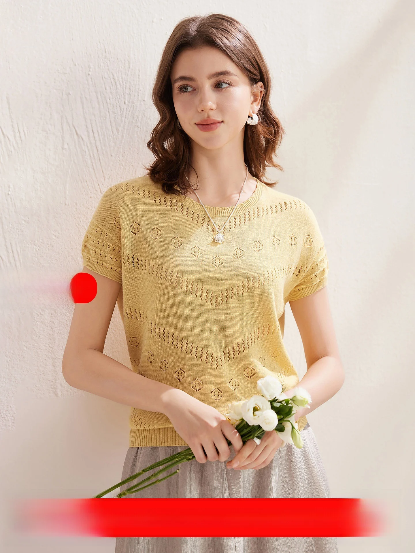Mao Jin 2026 Spring Summer Women's Linen Short Sleeve Knitted Hollow out T-Shirt Yellow Gentle Style Top Casual Fashion
Mao Jin 2026 Spring Summer Women's Linen Short Sleeve Knitted Hollow out T-Shirt Yellow Gentle Style Top Casual Fashion