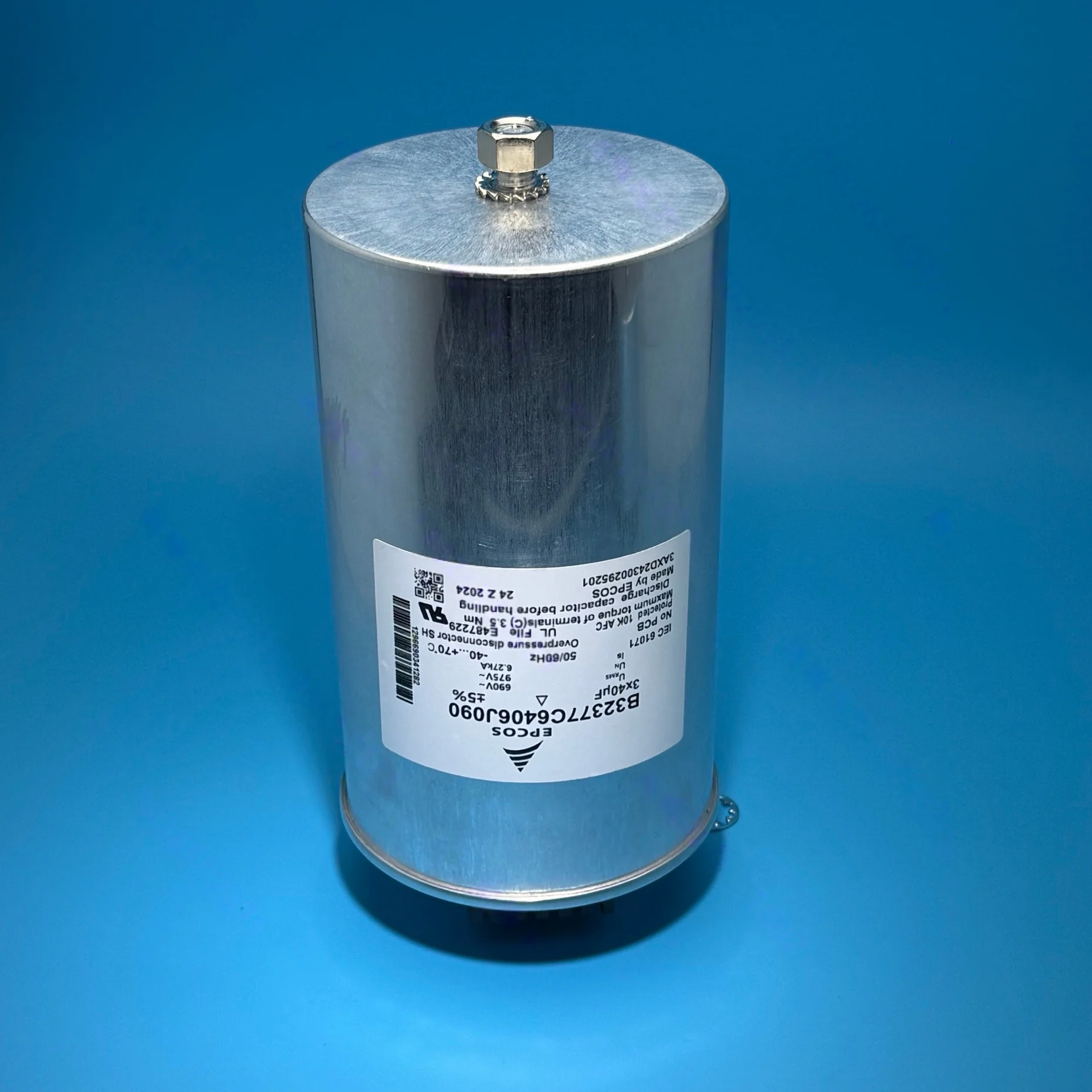 Brand new original B32377C6406J090 690vac 3x40uf film capacitor
Brand new original B32377C6406J090 690vac 3x40uf film capacitor