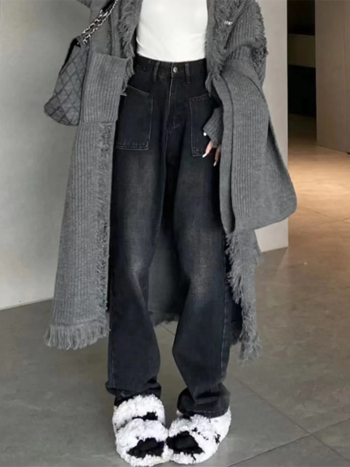 Retro High Waist Wide Leg Jeans Women plus Size Loose Fit Straight Cut Denim Pants Autumn Winter Faion plus Size Clothing
Retro High Waist Wide Leg Jeans Women plus Size Loose Fit Straight Cut Denim Pants Autumn Winter Faion plus Size Clothing