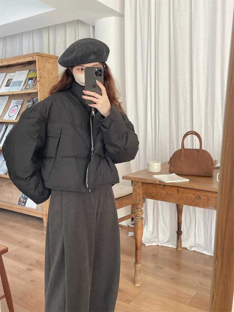 Утепленная женская куртка-пуховик с воротником-стойкой, корейский стиль, на молнии, с наполнителем из белого пуха
Утепленная женская куртка-пуховик с воротником-стойкой, корейский стиль, на молнии, с наполнителем из белого пуха