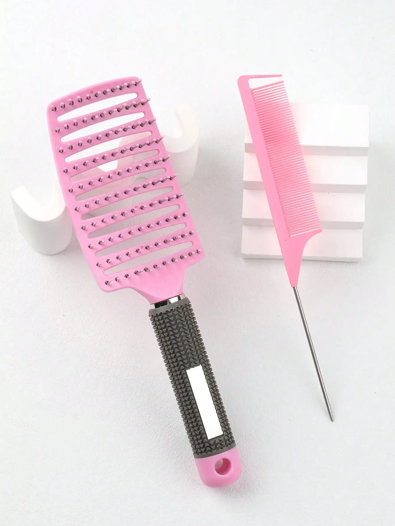 2pcs Leopard Print Pointed Tail Brush And Needle Tail Comb Set. Soft Boar Bristles, ABS Material. Smoothens Hair, Suitable For Hair Care And Styling. Suitable For Home And Salon Use, Essential For Back To School Season And Travel
2pcs Leopard Print Pointed Tail Brush And Needle Tail Comb Set. Soft Boar Bristles, ABS Material. Smoothens Hair, Suitable For Hair Care And Styling. Suitable For Home And Salon Use, Essential For Back To School Season And Travel