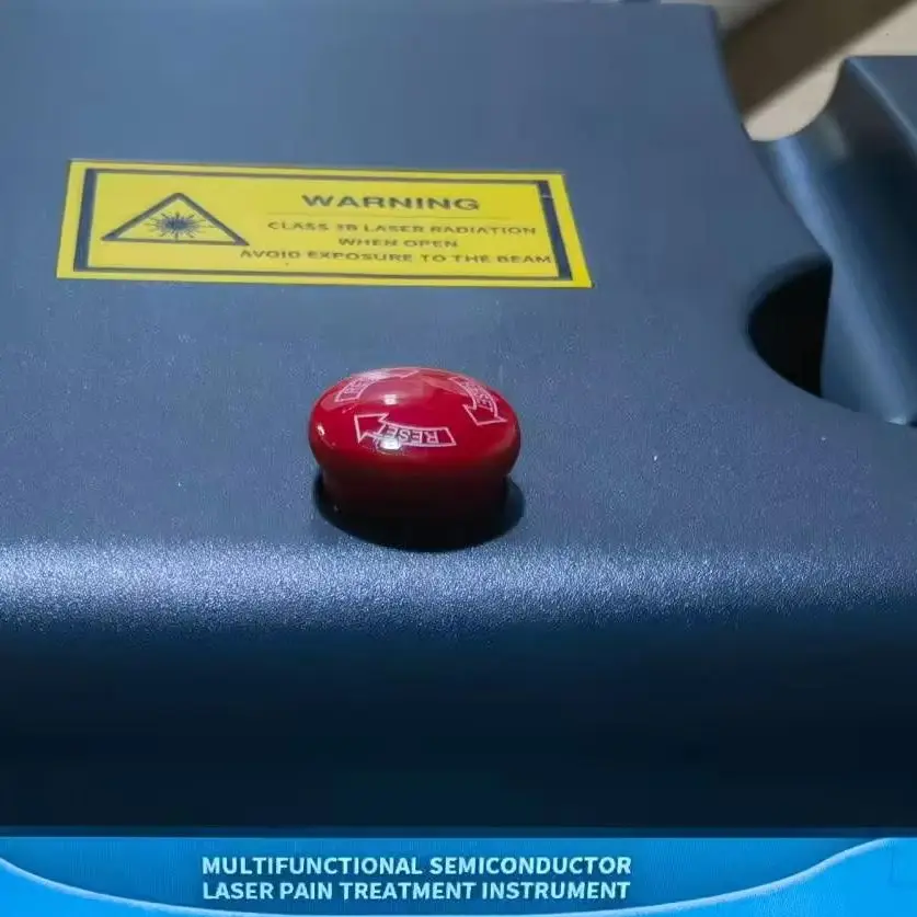 Устройство HLKGO LLLT, холодная лазерная терапия 808 нм для физической реабилитации, массажер для мышц для снятия боли в глубоких тканях и заживления
Устройство HLKGO LLLT, холодная лазерная терапия 808 нм для физической реабилитации, массажер для мышц для снятия боли в глубоких тканях и заживления