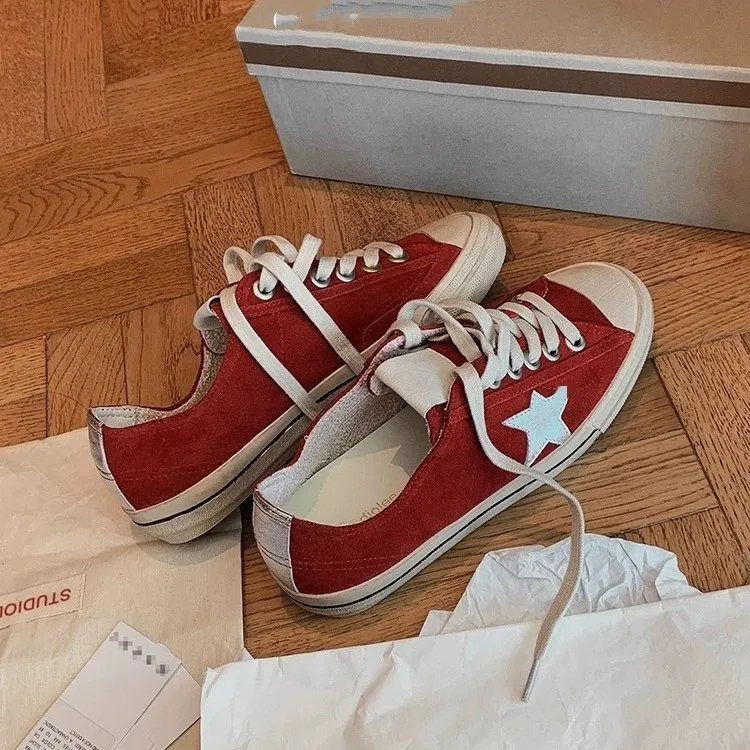 Soft Leather Lace-Up Star Canvas Shoes Women's Thick Sole Dirty Shoes Versatile Casual Skate Shoes Red Shoes Sports Shoes
Soft Leather Lace-Up Star Canvas Shoes Women's Thick Sole Dirty Shoes Versatile Casual Skate Shoes Red Shoes Sports Shoes