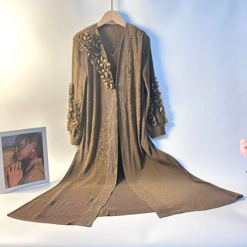 Miyake плиссированное женское платье с длинным рукавом, новинка 2025, осеннее элегантное тюлевое кружевное плиссированное платье с v-образным вырезом и бисером, сто тонких длинных юбок
Miyake плиссированное женское платье с длинным рукавом, новинка 2025, осеннее элегантное тюлевое кружевное плиссированное платье с v-образным вырезом и бисером, сто тонких длинных юбок