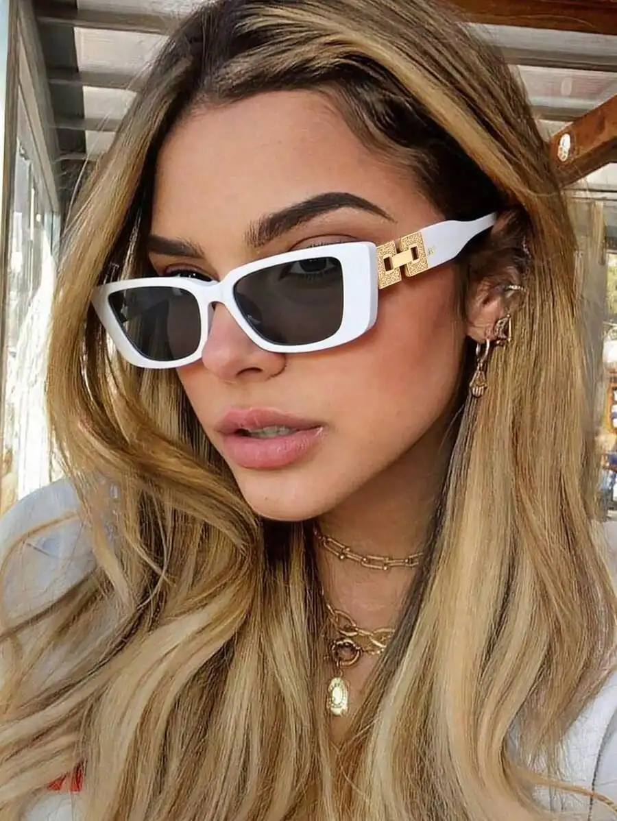 1 Pair Small Eye Black Fashion Glasses, Suitable Outdoor Use Elegant Outfit Summer Beach Vacation,Outdoor,Travel Preppy Style Back To School
1 Pair Small Eye Black Fashion Glasses, Suitable Outdoor Use Elegant Outfit Summer Beach Vacation,Outdoor,Travel Preppy Style Back To School