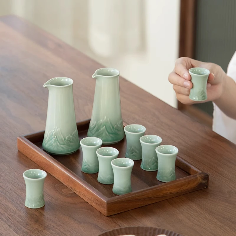 Легкий роскошный набор диспенсеров для вина в китайском стиле Shanhai, чашка Baijiu, маленькая бытовая чашка для одного укуса, керамическая чашка для вина, набор для вина
Легкий роскошный набор диспенсеров для вина в китайском стиле Shanhai, чашка Baijiu, маленькая бытовая чашка для одного укуса, керамическая чашка для вина, набор для вина