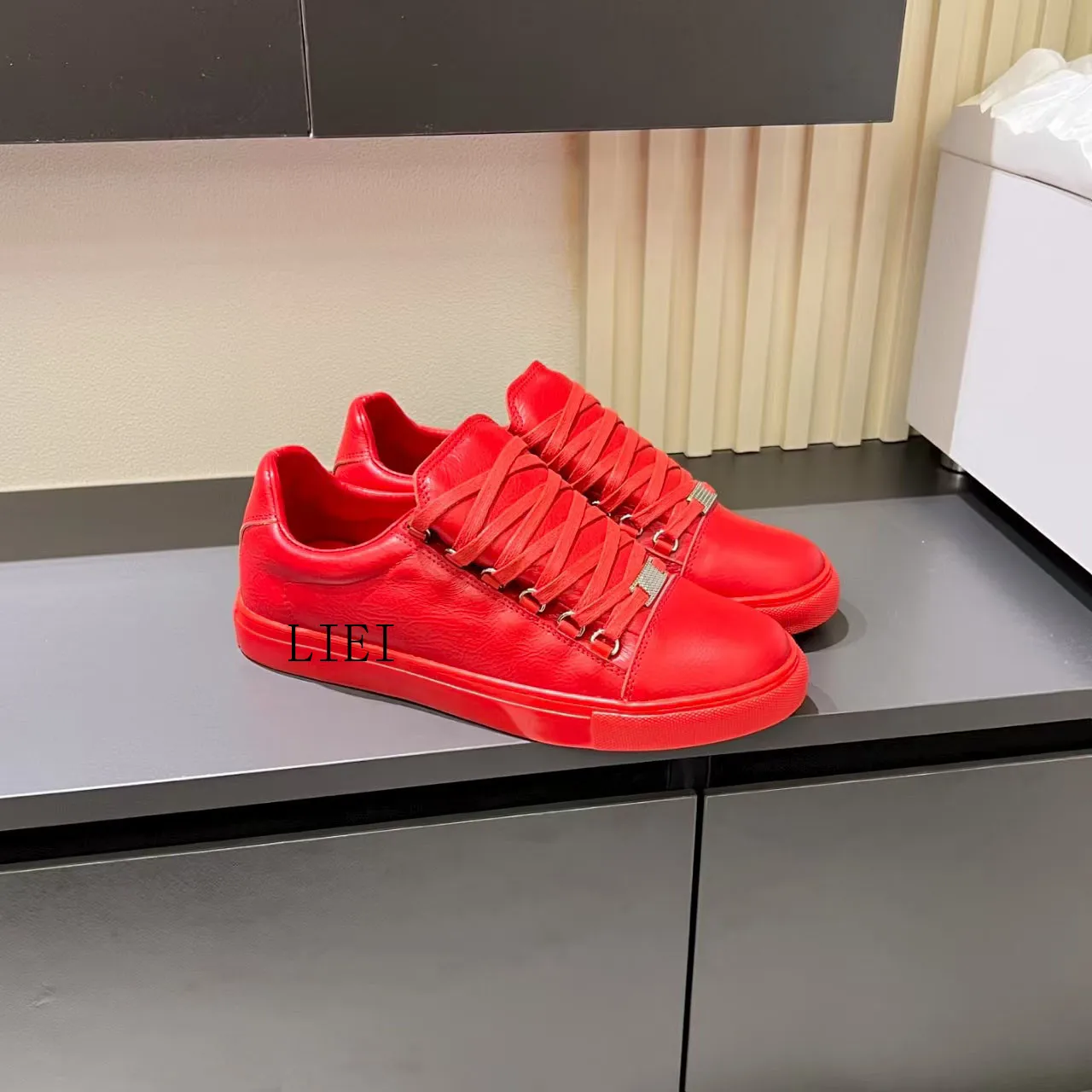 2025 Luxury Men's Vulcanized Shoes Summer Casual Sneaker for Men Outdoor Running Platform Designer Skateboard Tenis Masculino 30
2025 Luxury Men's Vulcanized Shoes Summer Casual Sneaker for Men Outdoor Running Platform Designer Skateboard Tenis Masculino 30
