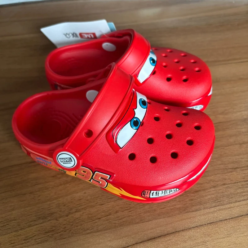 Обувь Disney Lightning Mcqueen, детские тапочки со светодиодной подсветкой, детские пляжные сандалии с анимацией, подарок для мальчиков и девочек
Обувь Disney Lightning Mcqueen, детские тапочки со светодиодной подсветкой, детские пляжные сандалии с анимацией, подарок для мальчиков и девочек