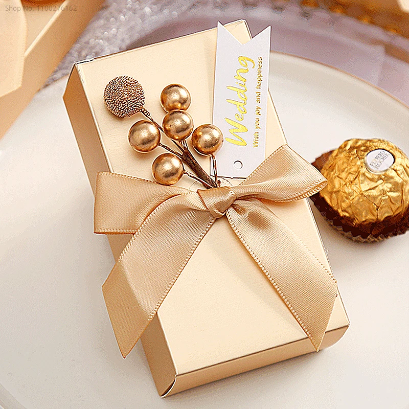50pcs European Bowknot Candy Boxes Favor Gift Sweet Golden Hand Boxes Packaging Bag Boxes Baby Shower Wedding Party Decoration
50pcs European Bowknot Candy Boxes Favor Gift Sweet Golden Hand Boxes Packaging Bag Boxes Baby Shower Wedding Party Decoration