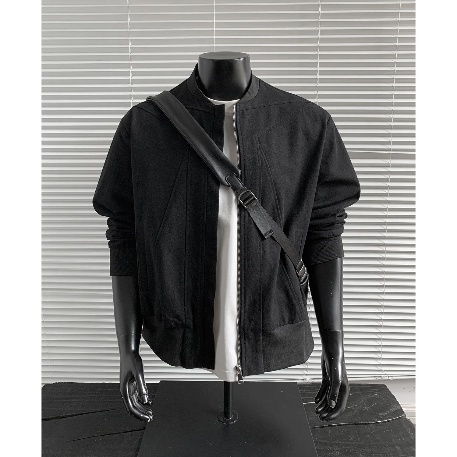 Тяжелая летная куртка для мужчин, осеннее потертое и потертое верхнее пальто
Тяжелая летная куртка для мужчин, осеннее потертое и потертое верхнее пальто