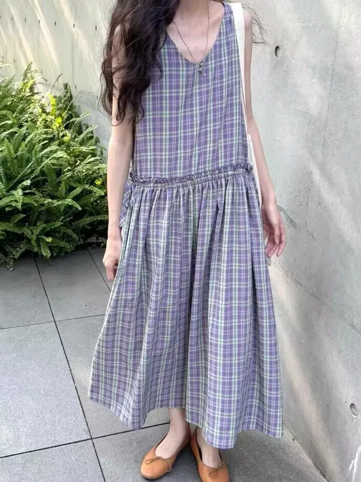 Summer 2026 Plaid Vest Dress Women's New Style Midi Length Sleeveless Lazy Vacation Dress French Style Loose Fit V-Neck Dress
Summer 2026 Plaid Vest Dress Women's New Style Midi Length Sleeveless Lazy Vacation Dress French Style Loose Fit V-Neck Dress