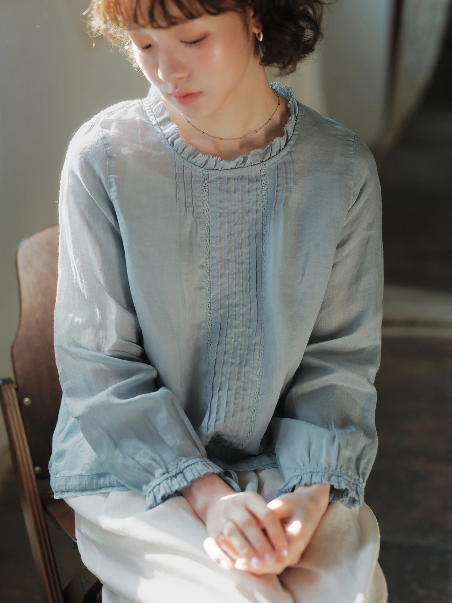 Say And Listen to the Mountains Star Silk 42 Long Sleeve Stand Collar Lace Trimmed Women's Shirt Spring Summer Loose Fit Japa...
Say And Listen to the Mountains Star Silk 42 Long Sleeve Stand Collar Lace Trimmed Women's Shirt Spring Summer Loose Fit Japa...