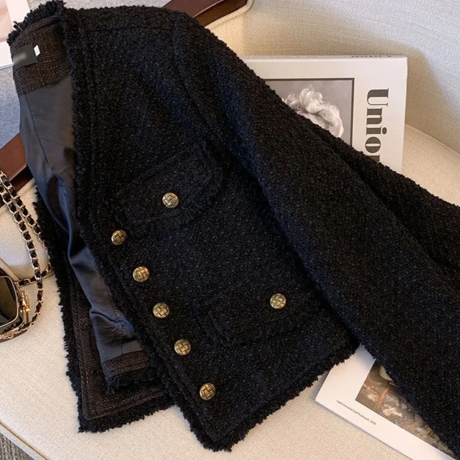 Черное женское пальто весна-осень новая модель во французском стиле темперамент светская львица короткий стиль мода этичная элегантность винтаж
Черное женское пальто весна-осень новая модель во французском стиле темперамент светская львица короткий стиль мода этичная элегантность винтаж