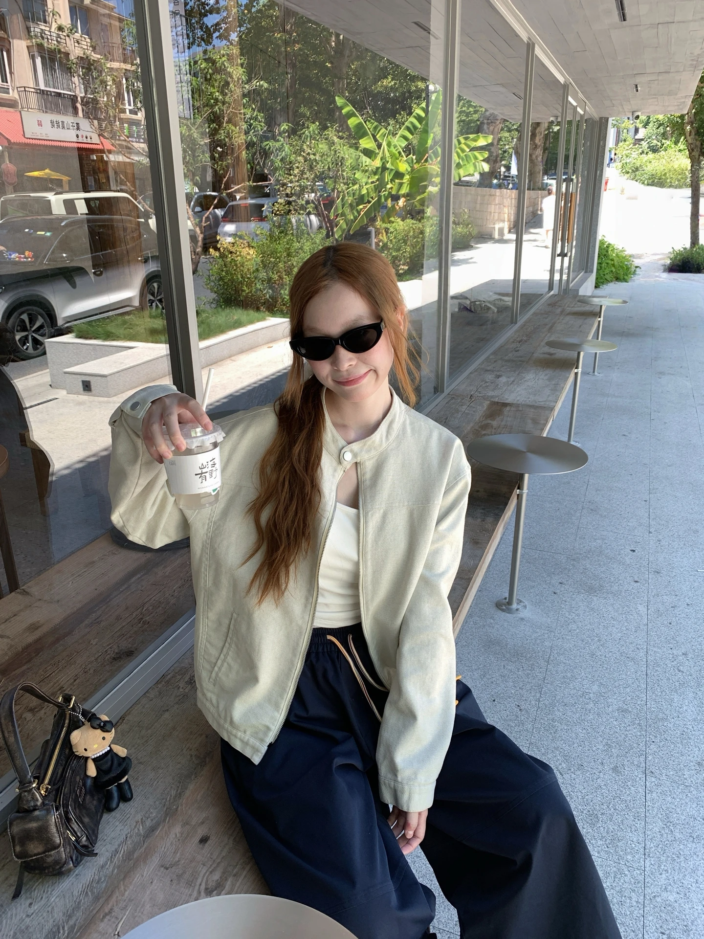 Heygirl Bla Guy Retro Record Player Jaet Корейская рабочая одежда на молнии с воротником-стойкой на талии и верхней одеждой для женщин
Heygirl Bla Guy Retro Record Player Jaet Корейская рабочая одежда на молнии с воротником-стойкой на талии и верхней одеждой для женщин