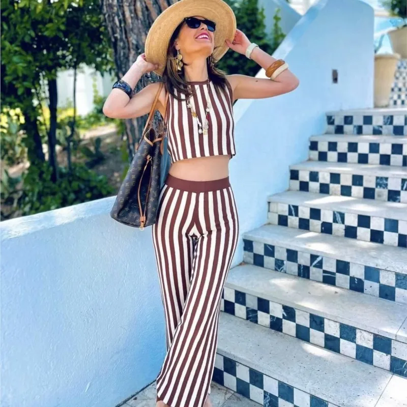 2024 Summer New Women's Fashionable Knitted Striped Top + Pants Set Chic And Elegant Women's Two-piece Set
2024 Summer New Women's Fashionable Knitted Striped Top + Pants Set Chic And Elegant Women's Two-piece Set