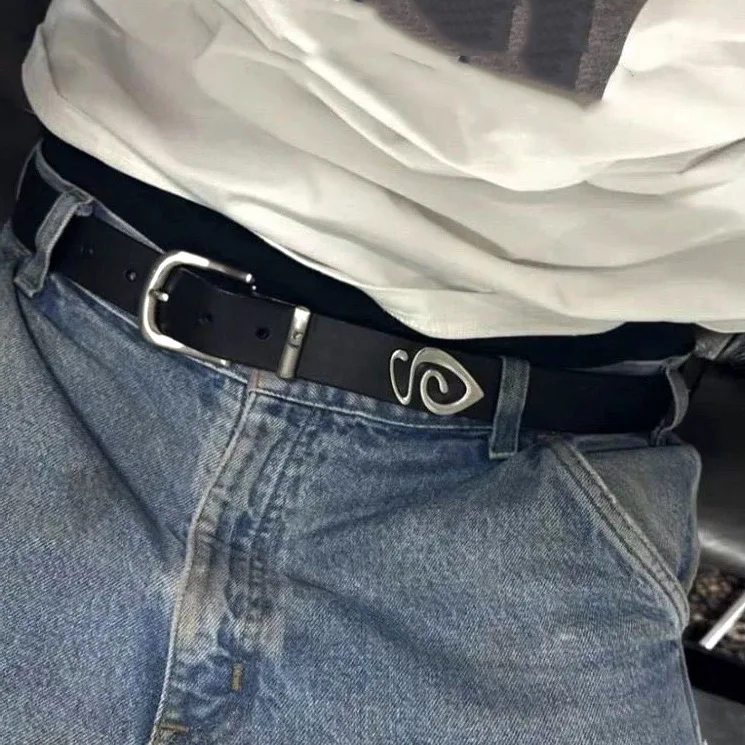 2025 Designer Premium and Niche Gold and Silver Buckle Belt for Both Men and Women, Versatile High-end Belt, Vortex S Tail
2025 Designer Premium and Niche Gold and Silver Buckle Belt for Both Men and Women, Versatile High-end Belt, Vortex S Tail