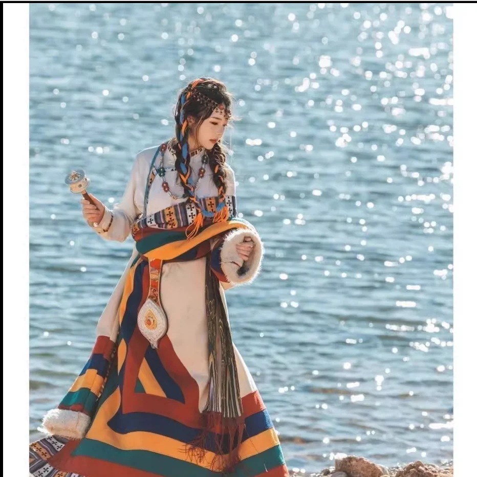 Chinese Dance Costume Women's Tibetan Robe Colorful Velvet Thickened Autumn and Winter Set
Chinese Dance Costume Women's Tibetan Robe Colorful Velvet Thickened Autumn and Winter Set