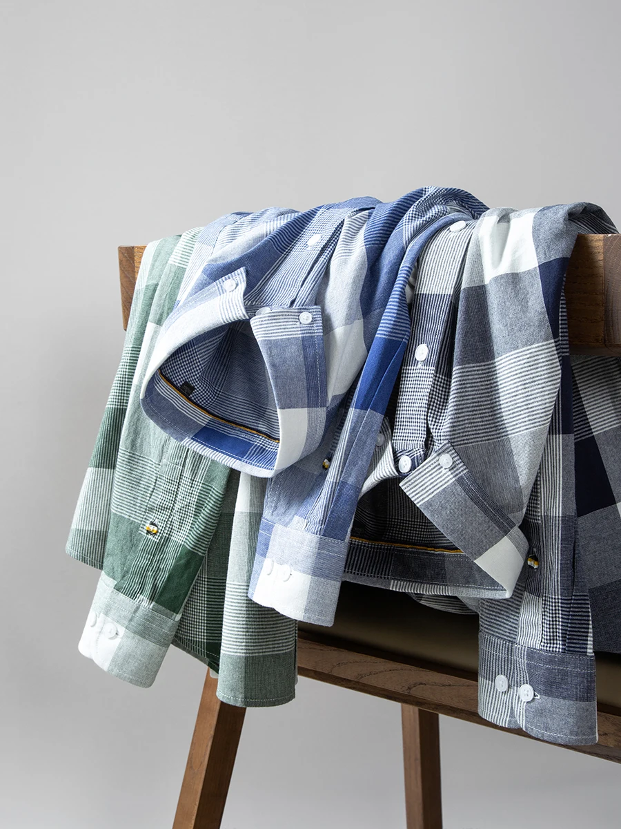 Japanese Style 100% Cotton Long Sleeve Men's Casual Plaid Shirt Spring Season Fashion Urban Standard Fit Sharp Collar
Japanese Style 100% Cotton Long Sleeve Men's Casual Plaid Shirt Spring Season Fashion Urban Standard Fit Sharp Collar