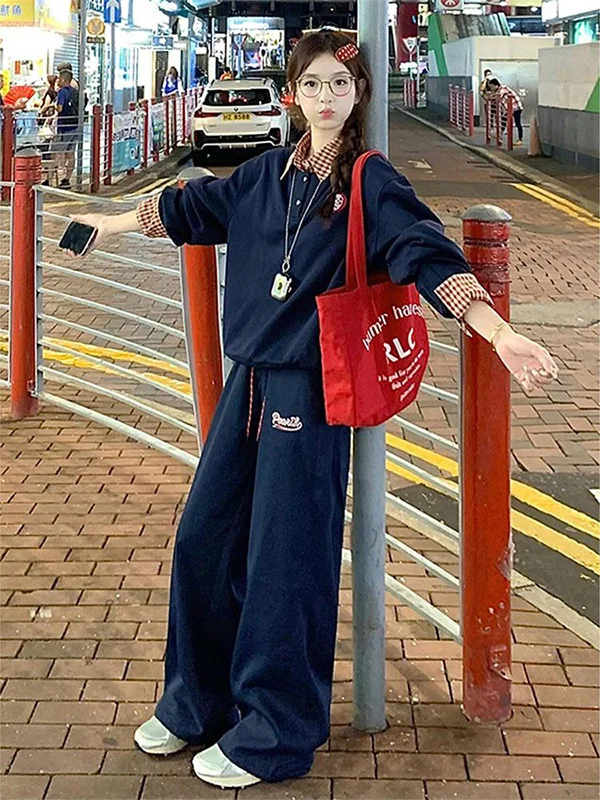Loose Fit Thickened Fleece Hoodie Collar Two-Piece Illusion Slimming Autumn Winter Women's Sweatshirt Outerwear Trendy
Loose Fit Thickened Fleece Hoodie Collar Two-Piece Illusion Slimming Autumn Winter Women's Sweatshirt Outerwear Trendy