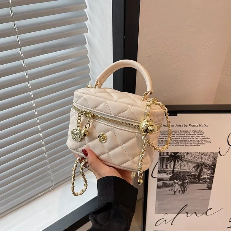 Original Textured Diaper Bag Ladies High-End Minimalist Handbag Leather Crossbody Shoulder Purse Large Capacity Tote Bag
Original Textured Diaper Bag Ladies High-End Minimalist Handbag Leather Crossbody Shoulder Purse Large Capacity Tote Bag