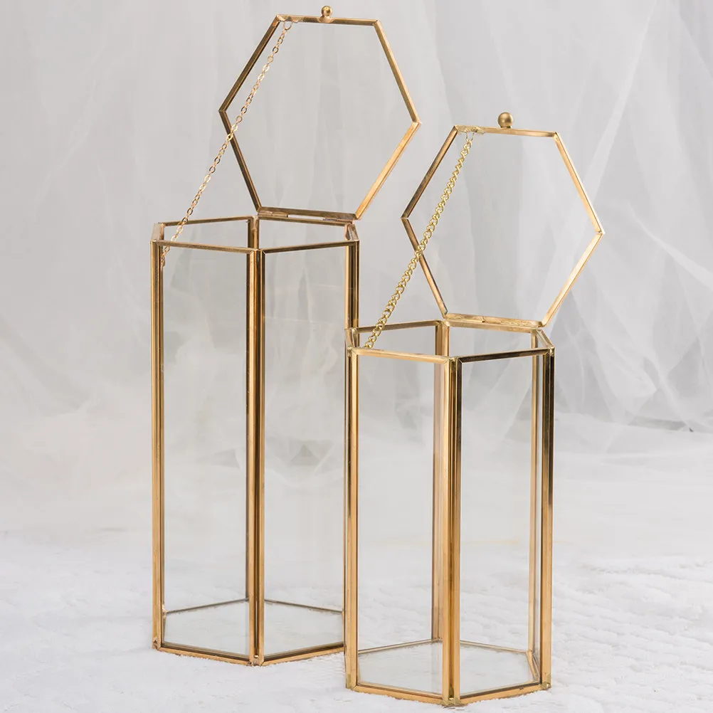 Golden Hexagon Makeup Organizer Clear Glass and Copper Material Brush Case Perfect Gift for Loved Ones Storage Box
Golden Hexagon Makeup Organizer Clear Glass and Copper Material Brush Case Perfect Gift for Loved Ones Storage Box