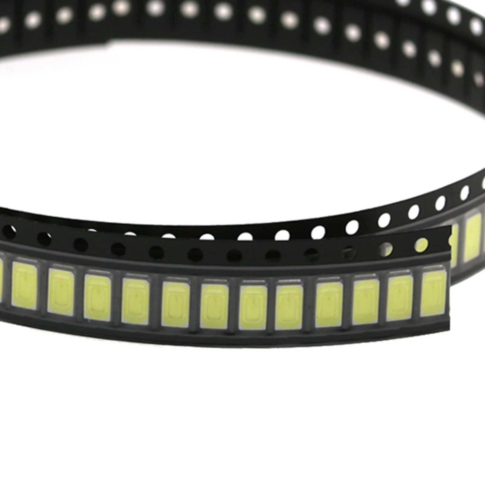 5730 5630 SMD Светодиодная лента 60 мА 5730 диод 0,2 Вт 3,0-3,3 В 5630 холодный белый
5730 5630 SMD Светодиодная лента 60 мА 5730 диод 0,2 Вт 3,0-3,3 В 5630 холодный белый