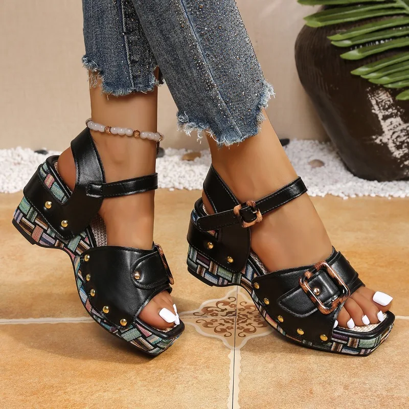 2026 Wedge Platform Sandals Metal Buckle Rivet Slip Sandals Plus Size Casual Fashion Women's Shoes
2026 Wedge Platform Sandals Metal Buckle Rivet Slip Sandals Plus Size Casual Fashion Women's Shoes