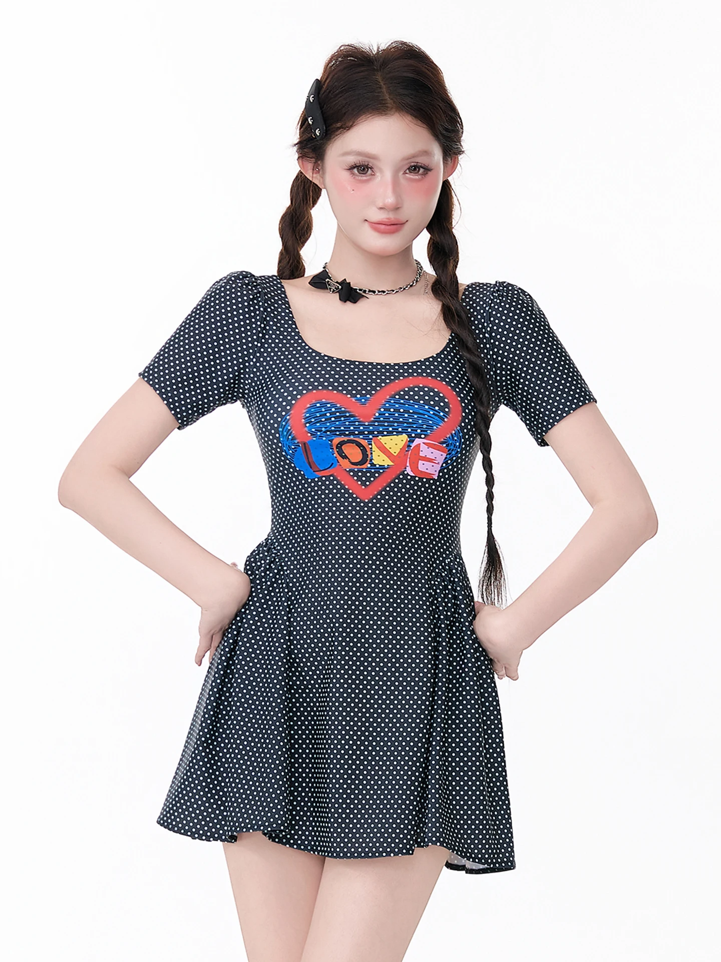 College Sle Heart Print Bal Tie Waist Slimming Skirt Two Piece Cute Student Vaion Swimsuit for Women
College Sle Heart Print Bal Tie Waist Slimming Skirt Two Piece Cute Student Vaion Swimsuit for Women