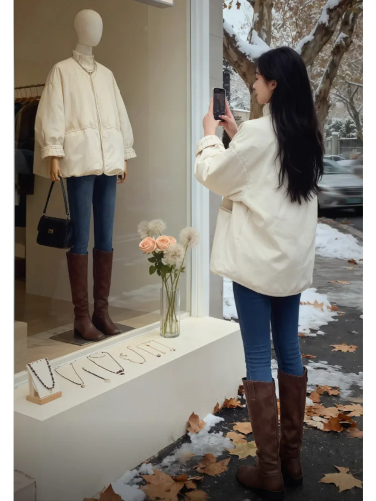 Утепленная хлопковая куртка Laid-ba средней длины, оверсайз, осенне-зимняя, новая модная женская одежда в корейском стиле для повседневной носки
Утепленная хлопковая куртка Laid-ba средней длины, оверсайз, осенне-зимняя, новая модная женская одежда в корейском стиле для повседневной носки