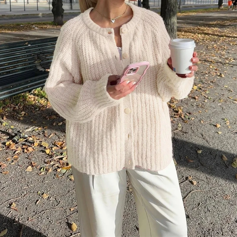 Autumn Winter Fashion Outerwear Thickened Polye Women's Knitted Open Cardigan Long Sleeve round Neck Solid Color Casual Style
Autumn Winter Fashion Outerwear Thickened Polye Women's Knitted Open Cardigan Long Sleeve round Neck Solid Color Casual Style