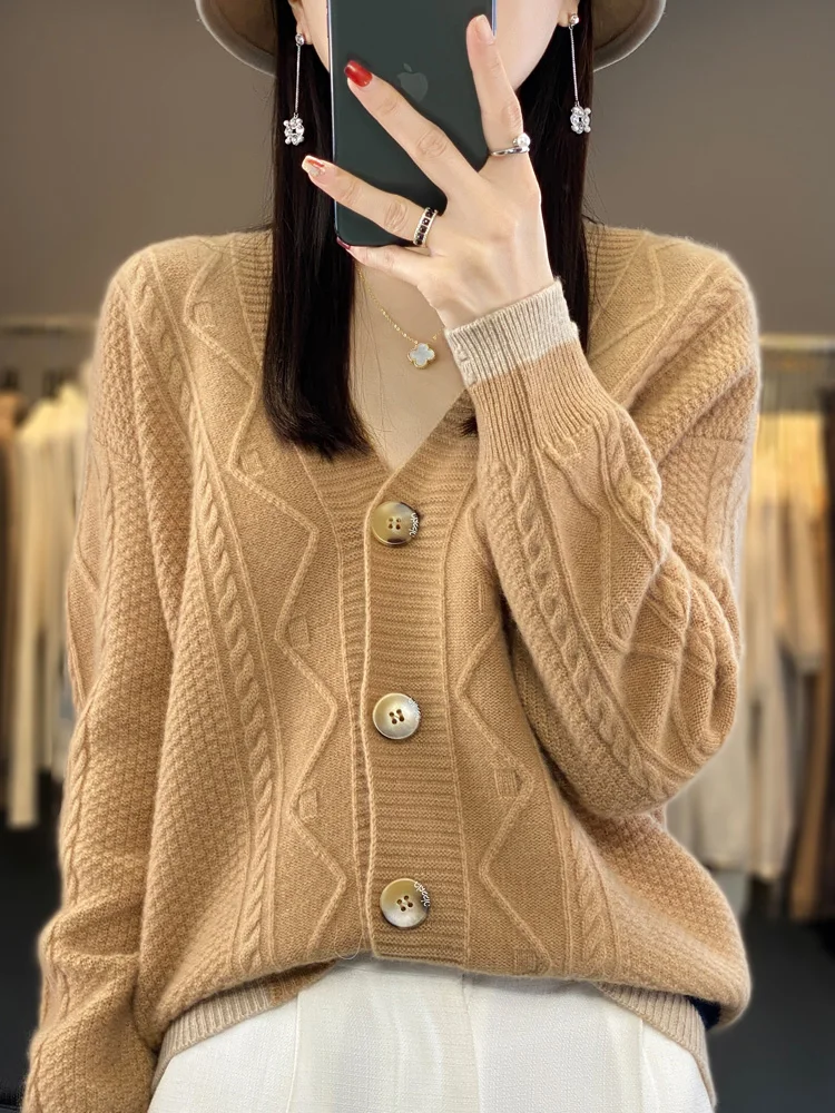 Women Sweater 100% Merino Wool Thick Warm Casual Cardigan V-neck Twist Flower Cashmere Knitwear Autumn Winter Korean Fashion
Women Sweater 100% Merino Wool Thick Warm Casual Cardigan V-neck Twist Flower Cashmere Knitwear Autumn Winter Korean Fashion