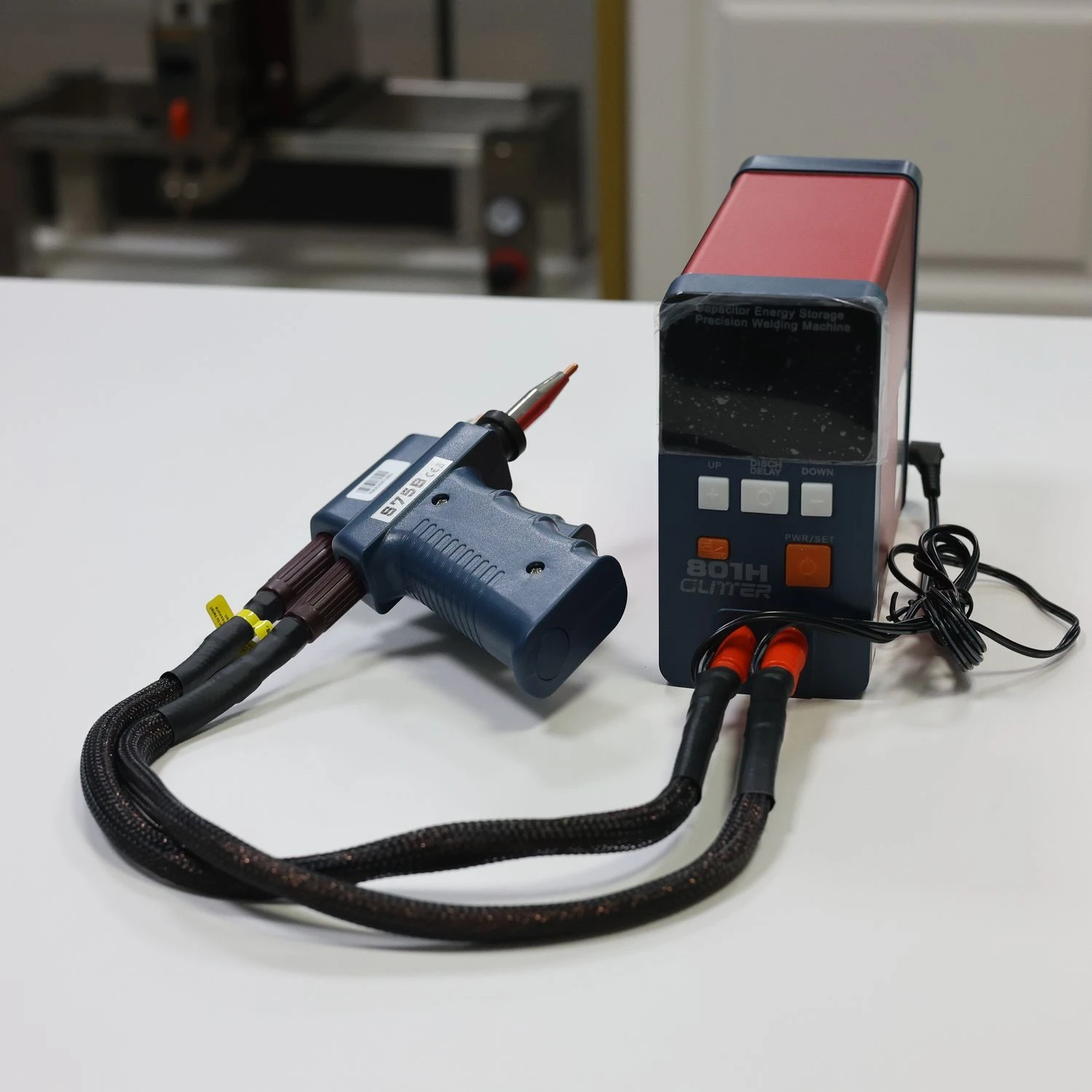 Glitter 801H Spot Welding Machine Aluminum to Nickel Spot Welder Capacitor Energy Storage Precision
Glitter 801H Spot Welding Machine Aluminum to Nickel Spot Welder Capacitor Energy Storage Precision