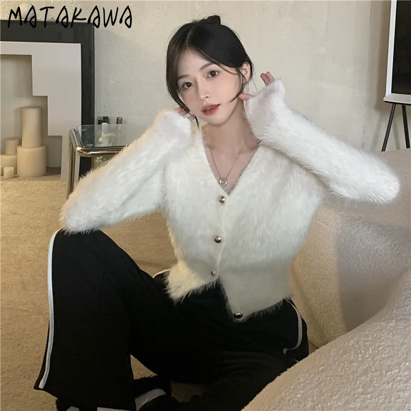 Matakawa Mohair Short Cardigans Solid V Neck Korean Fashion Slim Autumn Winter Women Sweaters Casual Simple Sweet Sueteres
Matakawa Mohair Short Cardigans Solid V Neck Korean Fashion Slim Autumn Winter Women Sweaters Casual Simple Sweet Sueteres