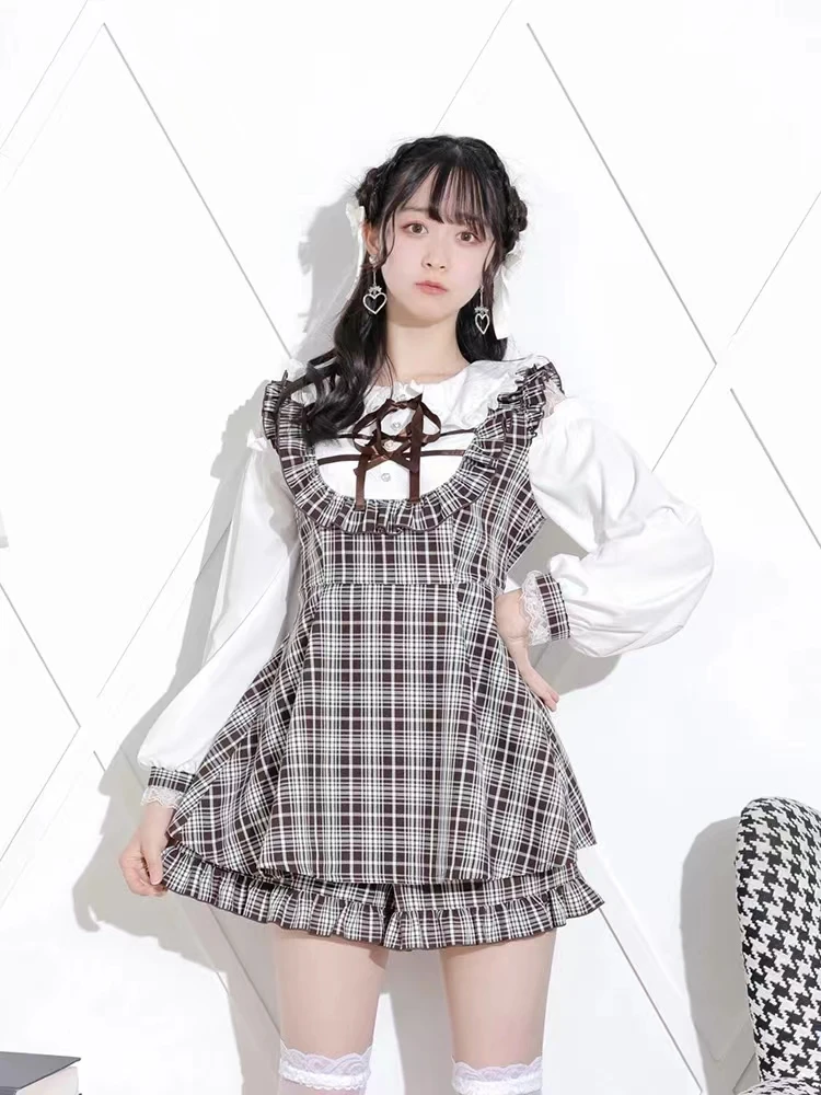 Japanese Style Mine Lace Edge Hollow Out Bow Sweet Long-sleeved Dress and Shorts Set Two-piece Set Rojita Set Fashion Dress Suit
Japanese Style Mine Lace Edge Hollow Out Bow Sweet Long-sleeved Dress and Shorts Set Two-piece Set Rojita Set Fashion Dress Suit