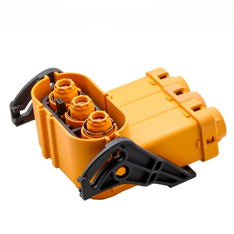 High voltage connector 8mm three-core straight plug head seat curved plug electric new energy vehicle male
High voltage connector 8mm three-core straight plug head seat curved plug electric new energy vehicle male