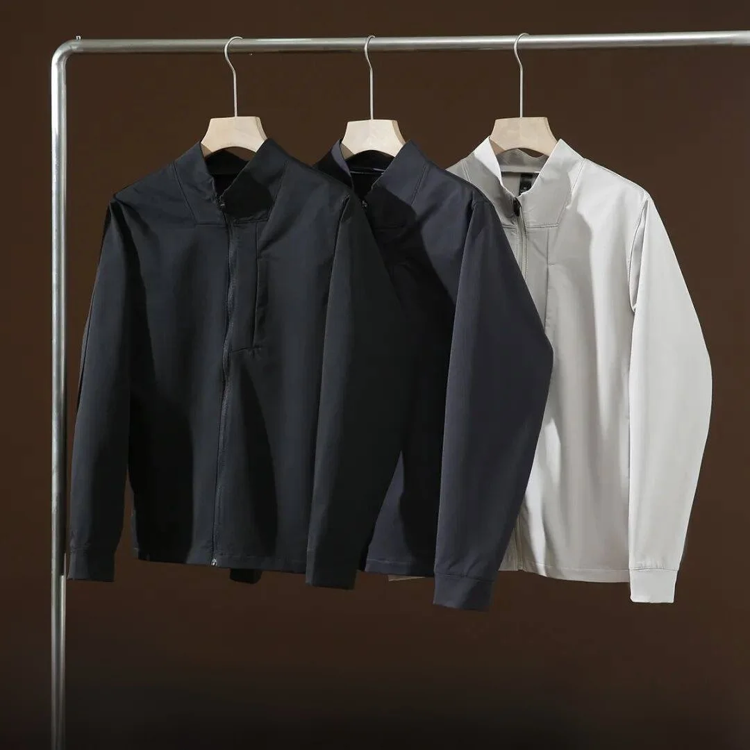 Высококачественный мужской тюнер серии L с 3D пошивкой на открытом воздухе, дышащий, тихой, влагостойкий, воротник-стойка, осенний тюнер
Высококачественный мужской тюнер серии L с 3D пошивкой на открытом воздухе, дышащий, тихой, влагостойкий, воротник-стойка, осенний тюнер