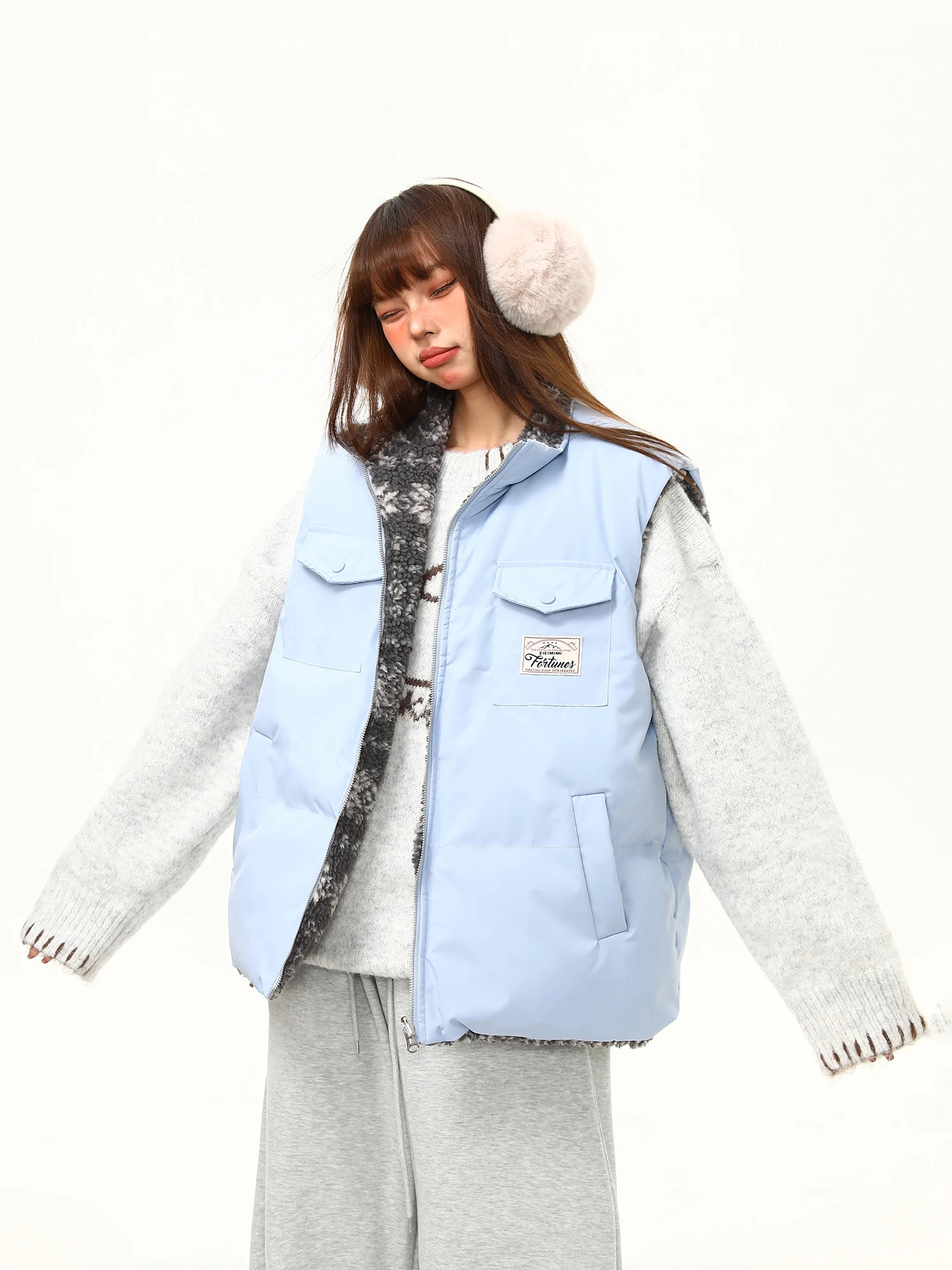 Wild Azizi женский двусторонний бархатный тюнет-жилет из ягненка, зимняя хлопковая одежда с ленивым воротником-стойкой, модная уличная одежда, чистый цвет
Wild Azizi женский двусторонний бархатный тюнет-жилет из ягненка, зимняя хлопковая одежда с ленивым воротником-стойкой, модная уличная одежда, чистый цвет