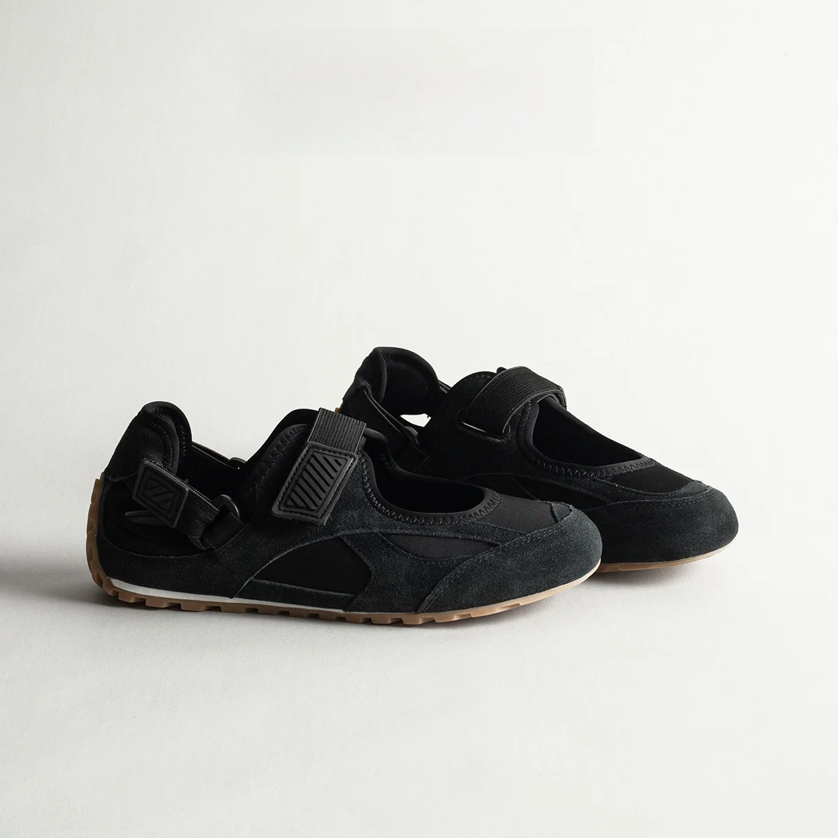 Leather Patchwork Sports Mary Jane Shoes Women's Versatile Comfortable Soft Bottom Casual Single Ballet Flat Dequn Shoe
Leather Patchwork Sports Mary Jane Shoes Women's Versatile Comfortable Soft Bottom Casual Single Ballet Flat Dequn Shoe