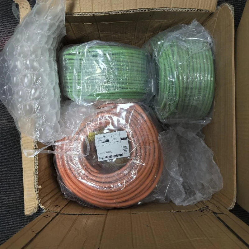 Servo power cable Inverter cable connection 13354310 13324551
Servo power cable Inverter cable connection 13354310 13324551