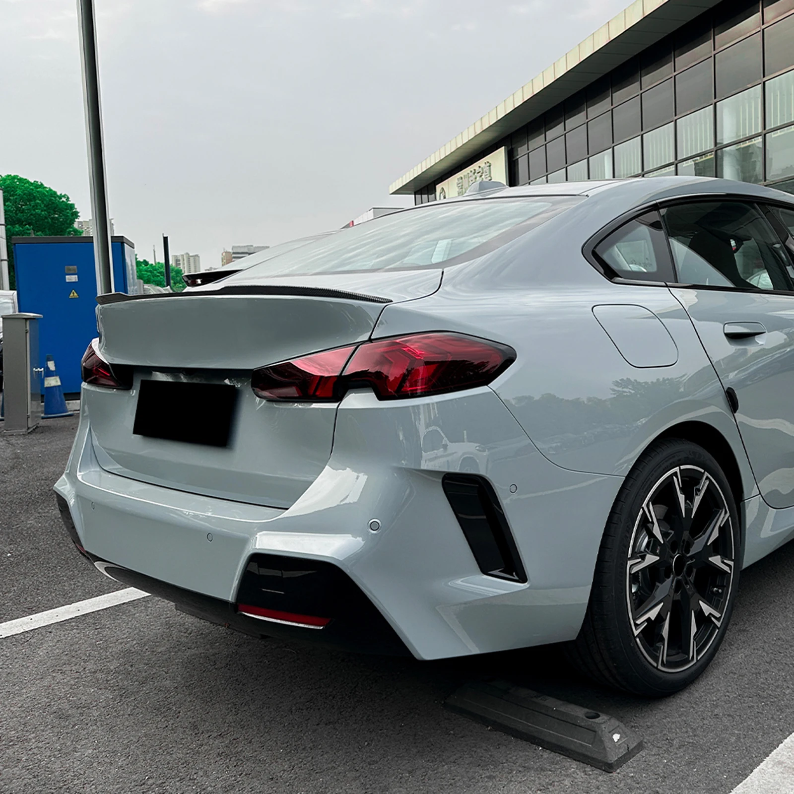 For BMW 2 Series F74 225i 235i 2024 MP Style Car Rear Trunk Lid Spoiler Tail Extension Wing Flap Lip Decklid Tail Trim Boot Lip
For BMW 2 Series F74 225i 235i 2024 MP Style Car Rear Trunk Lid Spoiler Tail Extension Wing Flap Lip Decklid Tail Trim Boot Lip