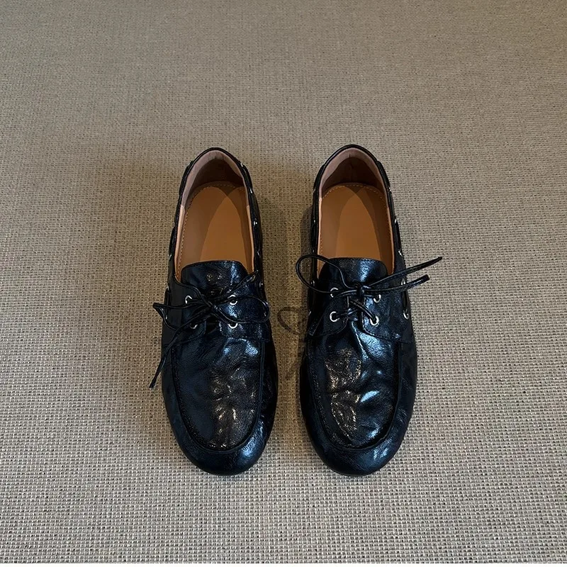Women Retro Soft Leather Designer Loafers Women High Quality Concise Lace-up Flat Shoes Comfort Outdoor Commuter Office Shoes
Women Retro Soft Leather Designer Loafers Women High Quality Concise Lace-up Flat Shoes Comfort Outdoor Commuter Office Shoes