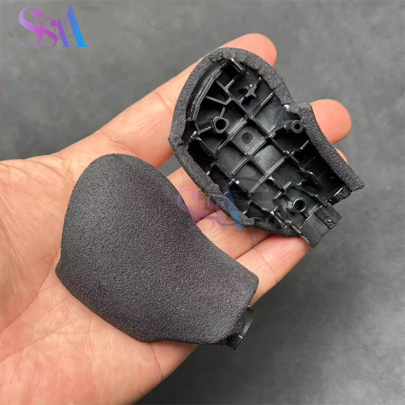 Подходит для Skoda Octavia Superb Yeti DSG 4X4 VIRS, кожаный рычаг переключения передач, используется для автомобильных деталей из алькантары, для ручки переключения передач и автоматической коробки передач.
Подходит для Skoda Octavia Superb Yeti DSG 4X4 VIRS, кожаный рычаг переключения передач, используется для автомобильных деталей из алькантары, для ручки переключения передач и автоматической коробки передач.