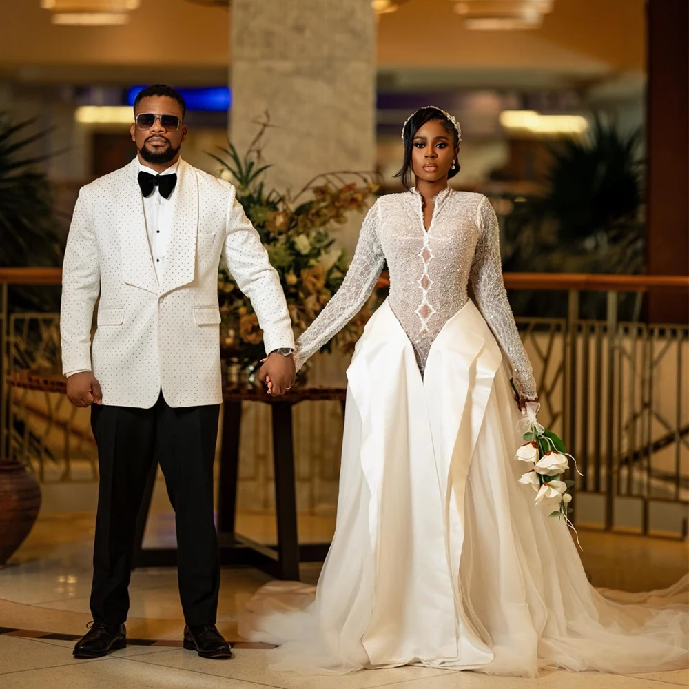 Beaded Lace Wedding Dresses Applique Full Sleeve Nigeria Bride Gowns For African Women Mermaid Crystal vestido novia Customized
Beaded Lace Wedding Dresses Applique Full Sleeve Nigeria Bride Gowns For African Women Mermaid Crystal vestido novia Customized