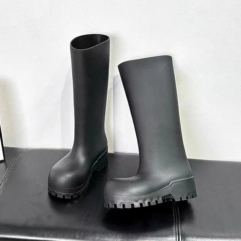 Роскошные резиновые сапоги Thi Bot High Tube, противоскользящие, водонепроницаемые, для воды на открытом воздухе Step oes Yang Chuang Ye Faionable Ela...
Роскошные резиновые сапоги Thi Bot High Tube, противоскользящие, водонепроницаемые, для воды на открытом воздухе Step oes Yang Chuang Ye Faionable Ela...